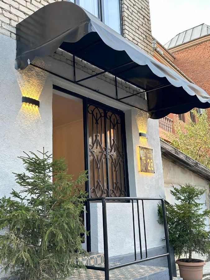 Hotel Bina N28 Kutaissi Exterior foto